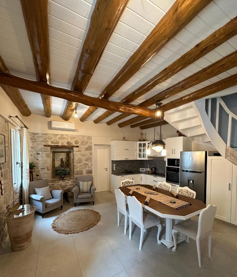 Stone Villa ピタゴリオ エクステリア 写真